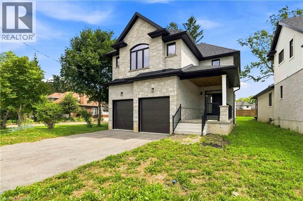 232 Mount Pleasant Street, Brantford