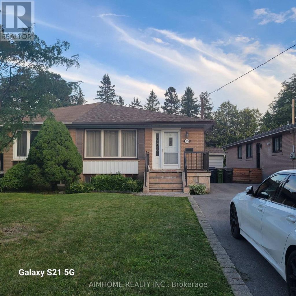 55 Santa Barbara Road, Toronto (willowdale West)