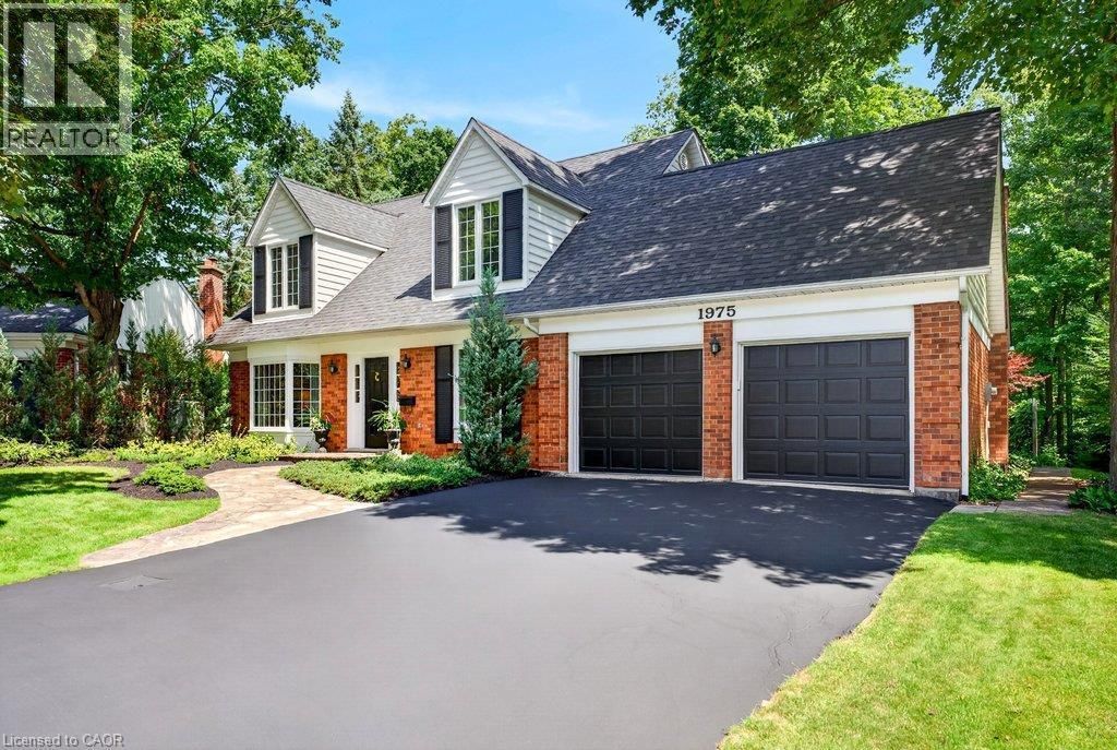 1975 Sterling Place, Burlington