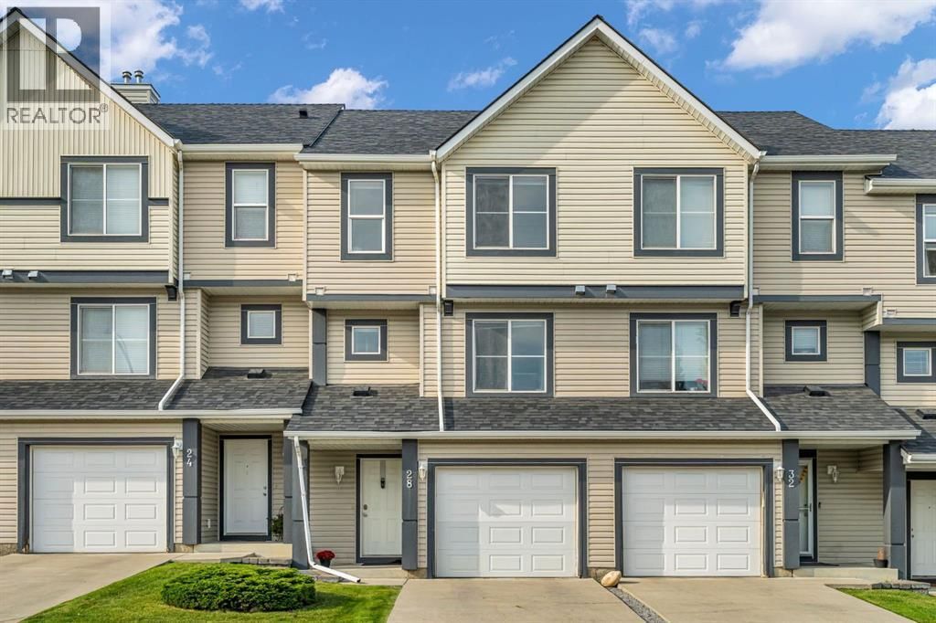 28 Everhollow Way Sw, Calgary