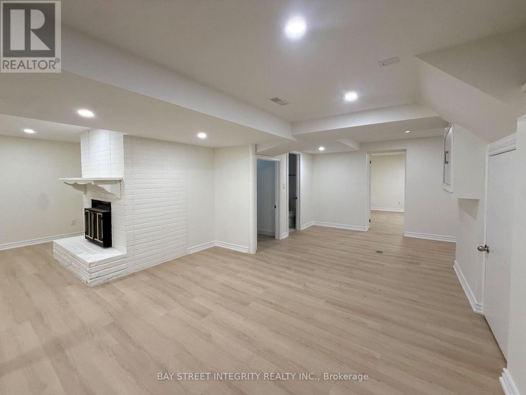 Lower - 40 Rippleton Road, Toronto (banbury-Don Mills)