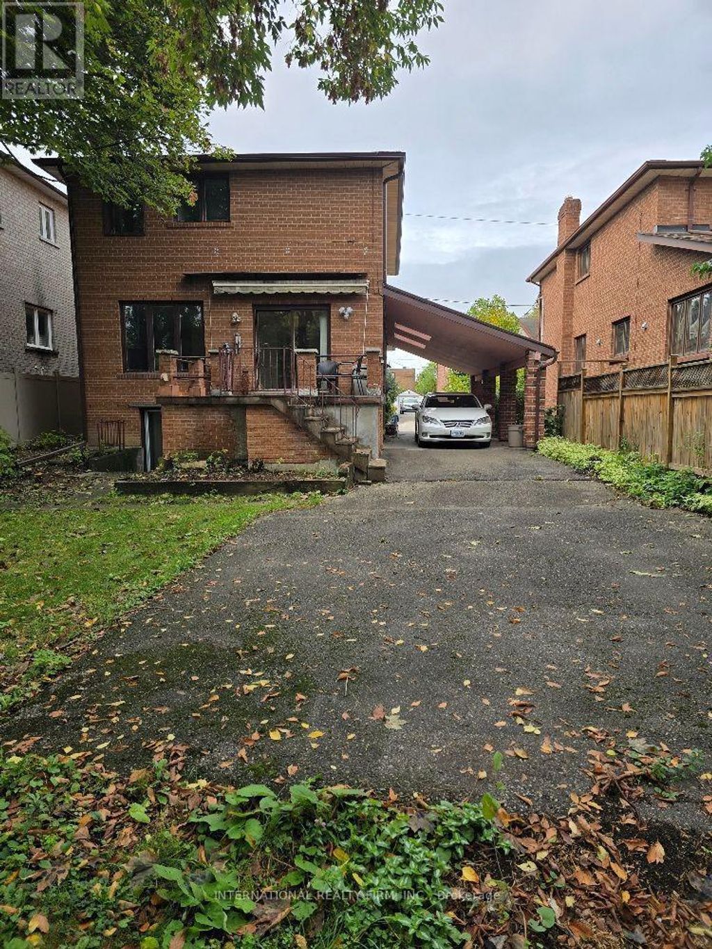 607 Coldstream Avenue, Toronto (englemount-Lawrence)