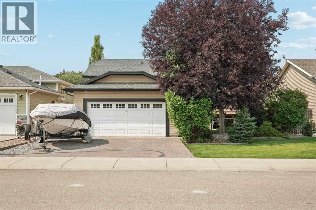 622 Centennial Avenue, Nobleford