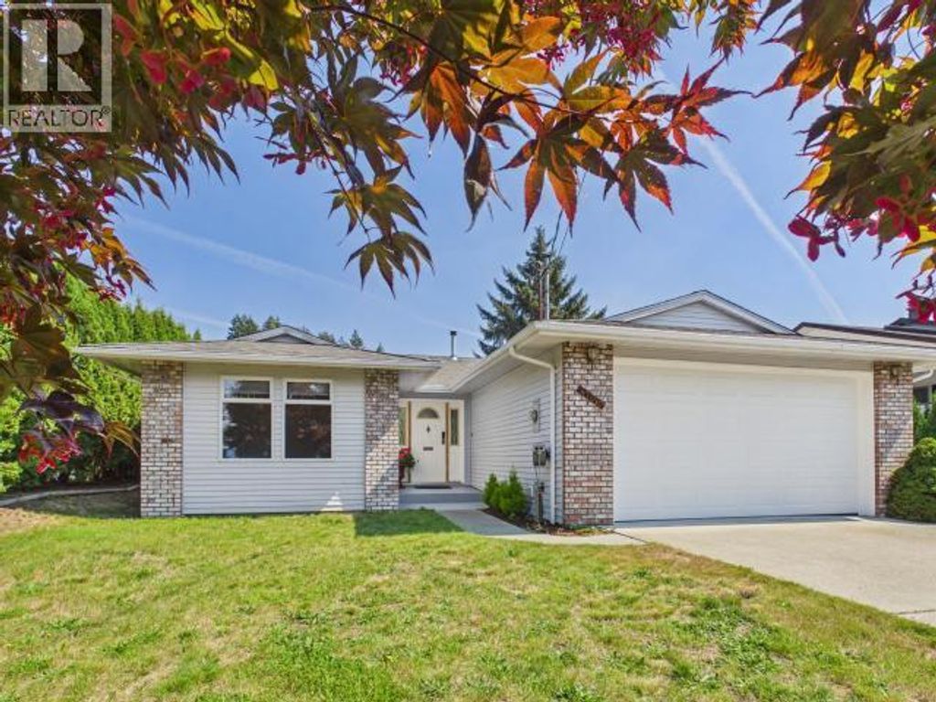 4706 Ontario Ave, Powell River