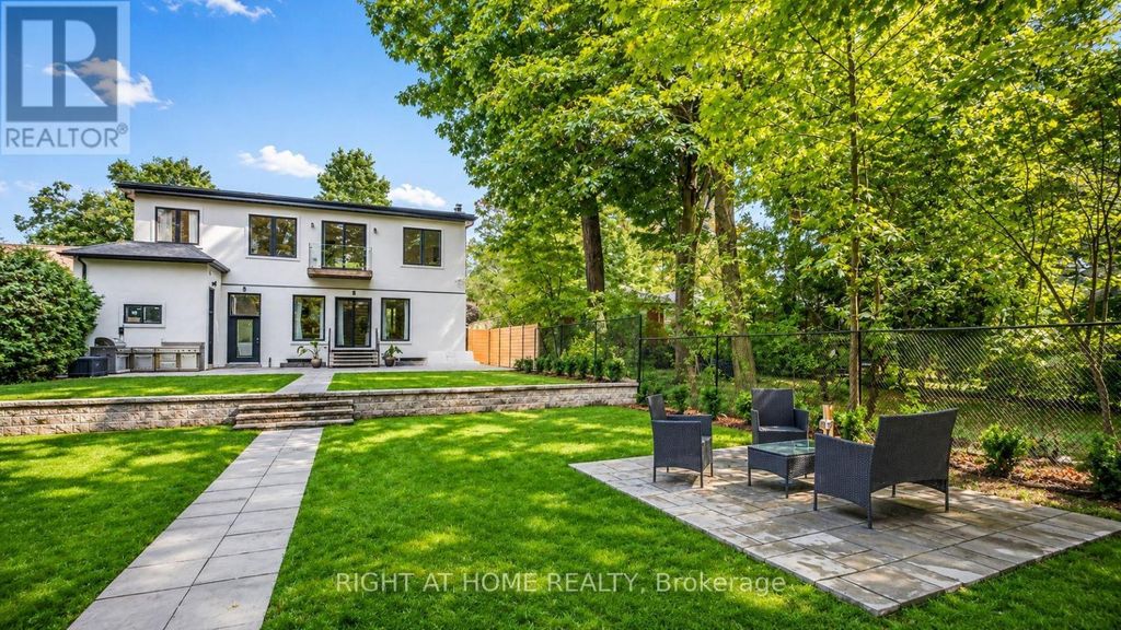 64 Larwood Boulevard, Toronto (cliffcrest)