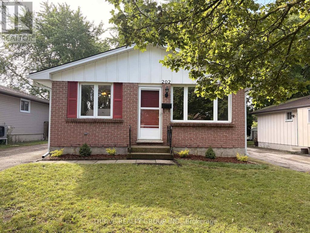 202 Muriel Crescent, London South (south X)