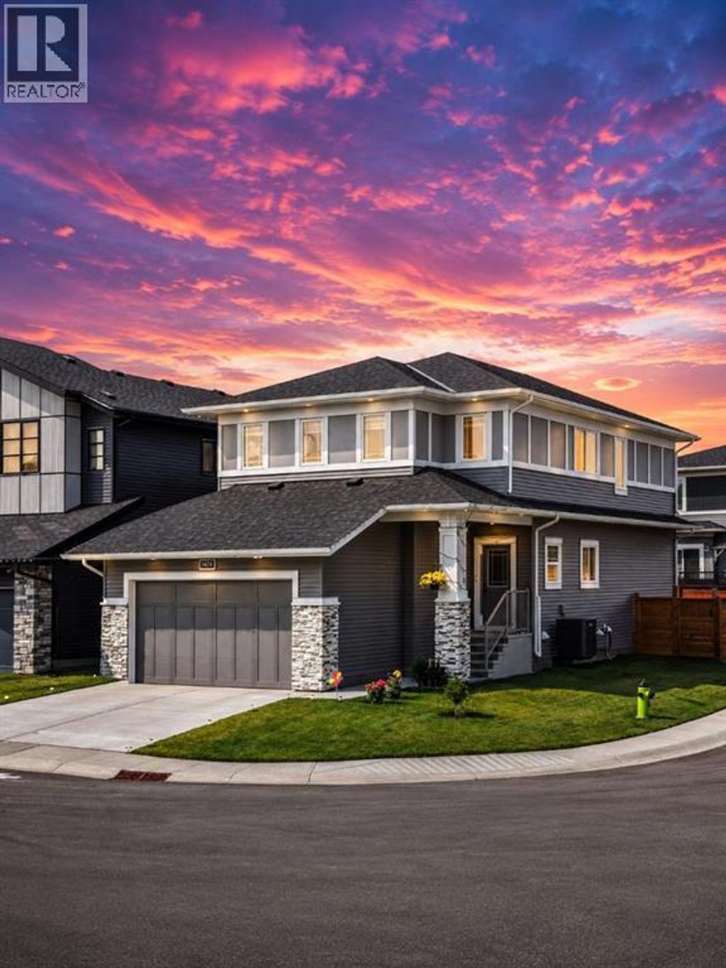 1429 Chinook Gate Glen Sw, Airdrie