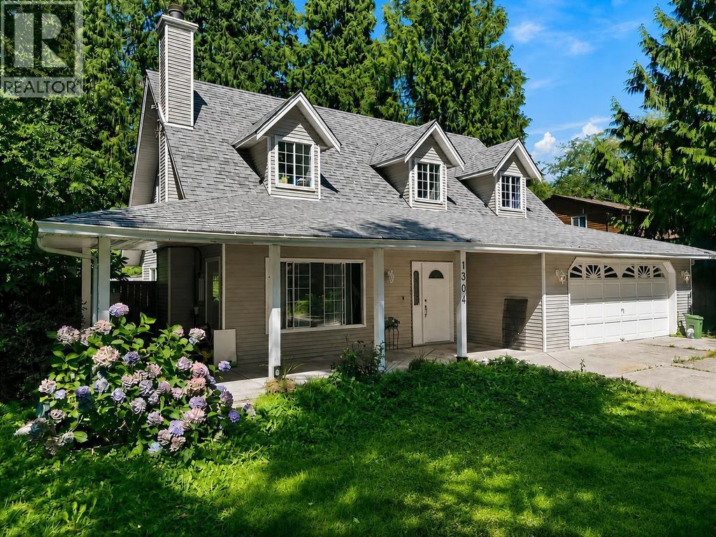 1304 Kearton Road, Gibsons