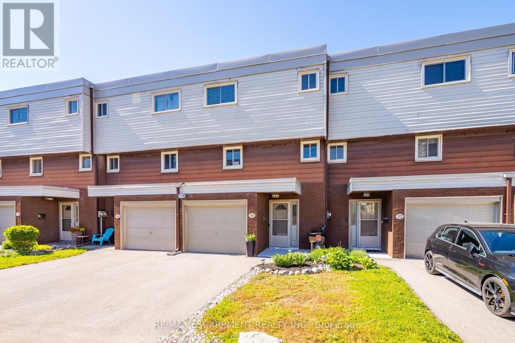 31 - 23 Watsons Lane, Hamilton (dundas)