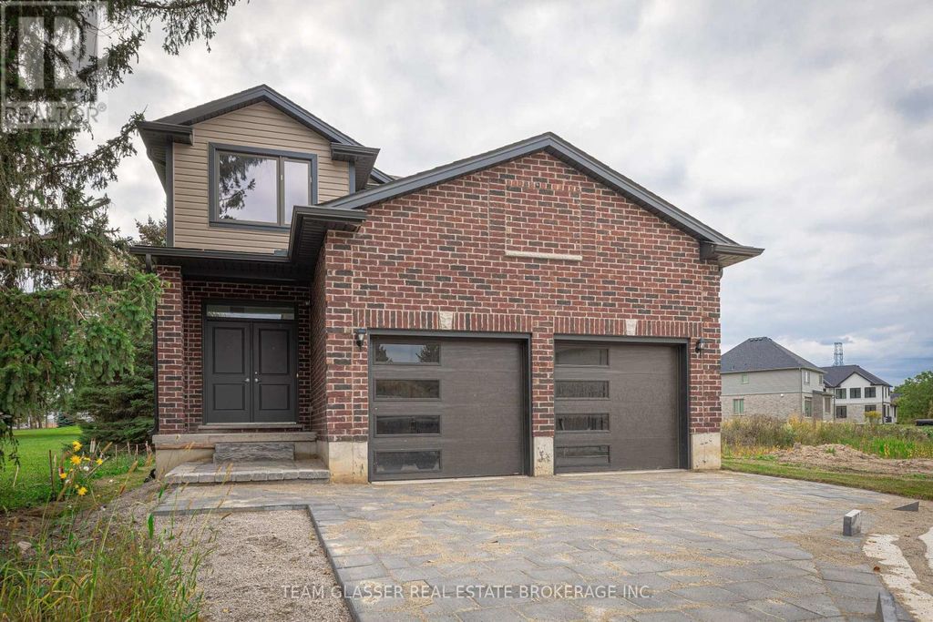 3465 Oriole Circle E, London South (south U)