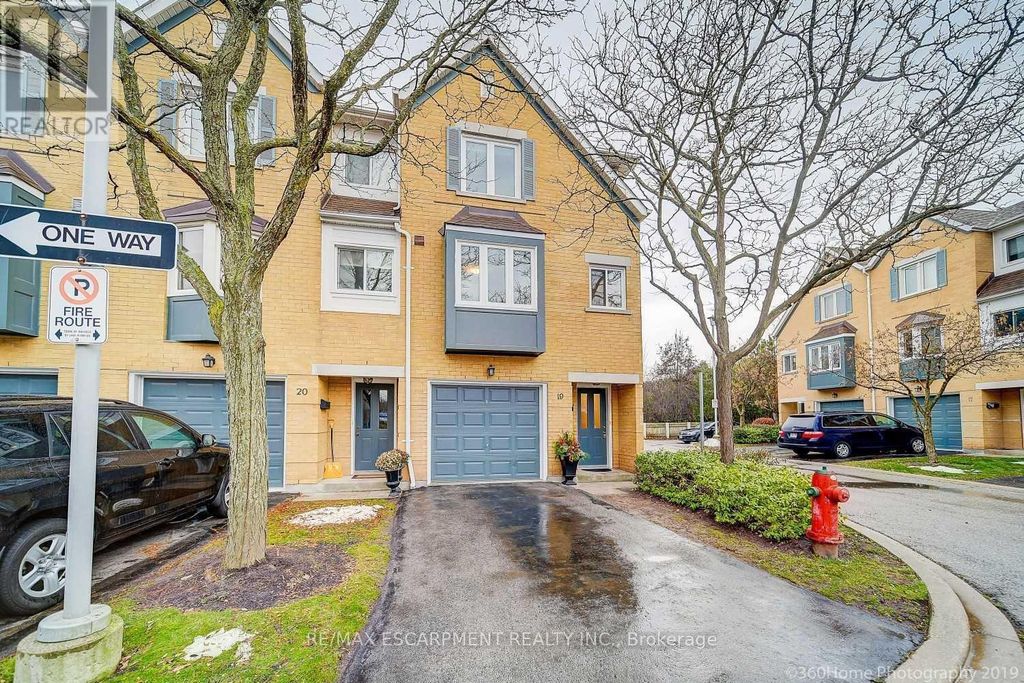 19 - 2300 Brays Lane, Oakville (ga Glen Abbey)