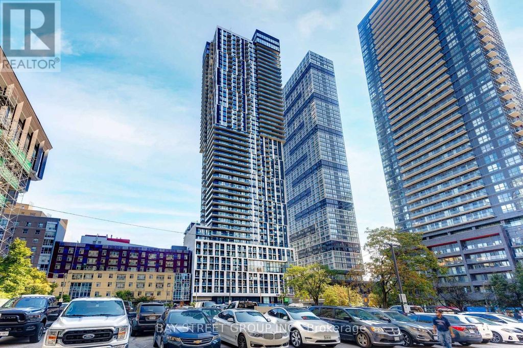 3809 - 251 Jarvis Street, Toronto (moss Park)