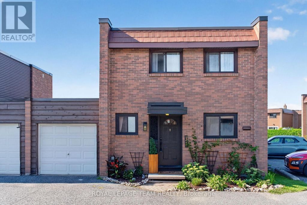 3 F Arnold Drive, Ottawa