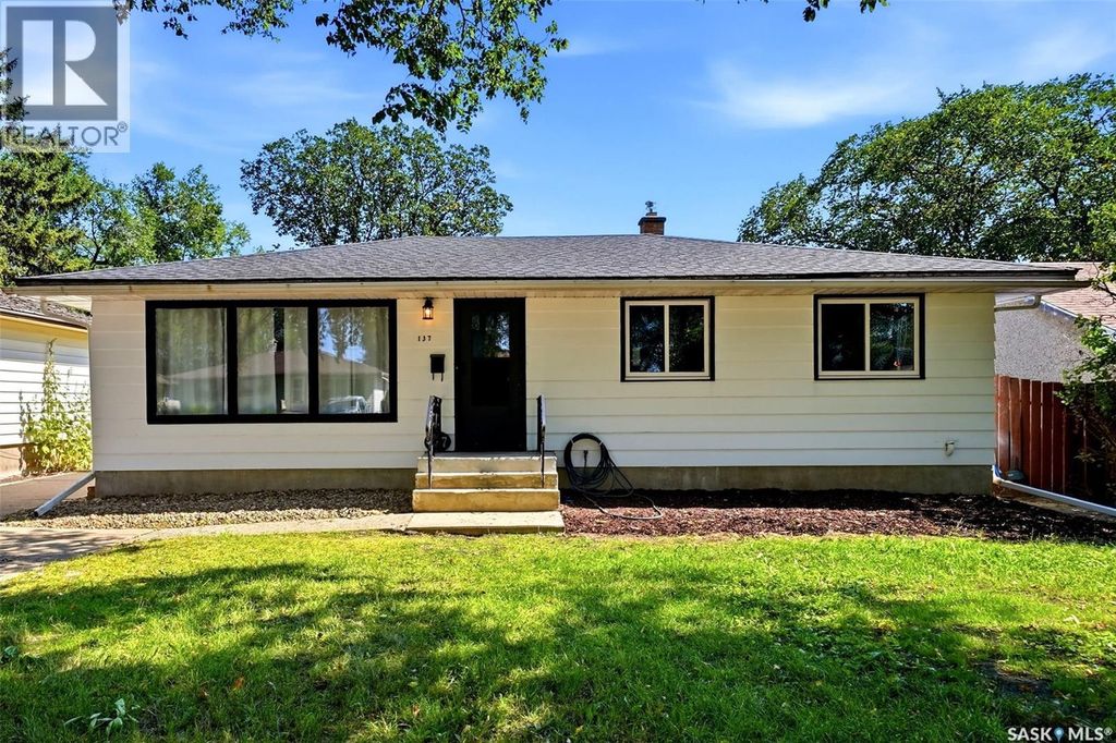 137 Garnet Street, Regina