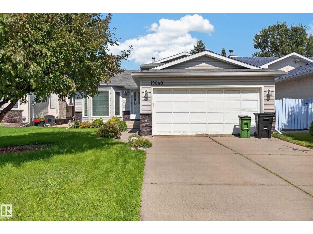 19040 70 Av Nw, Edmonton