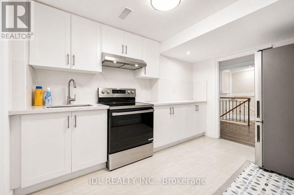 Bsmt - 6 Willowgate Drive, Markham (bullock)