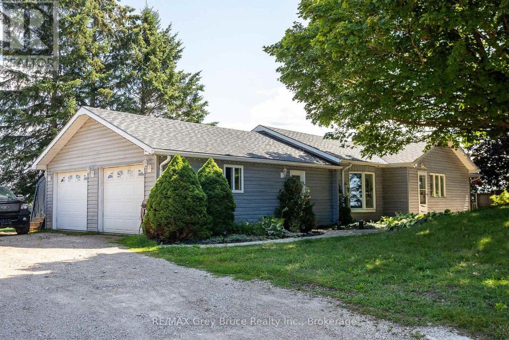 21486 Grey 16 Road, Chatsworth