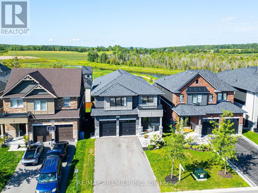 3020 Sierra Drive, Orillia