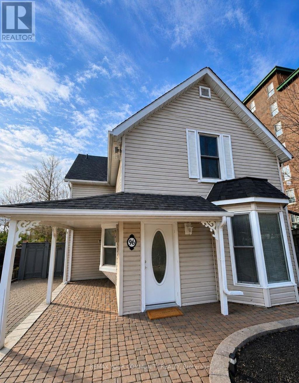 Main - 96 Gurnett Street, Aurora (aurora Village)