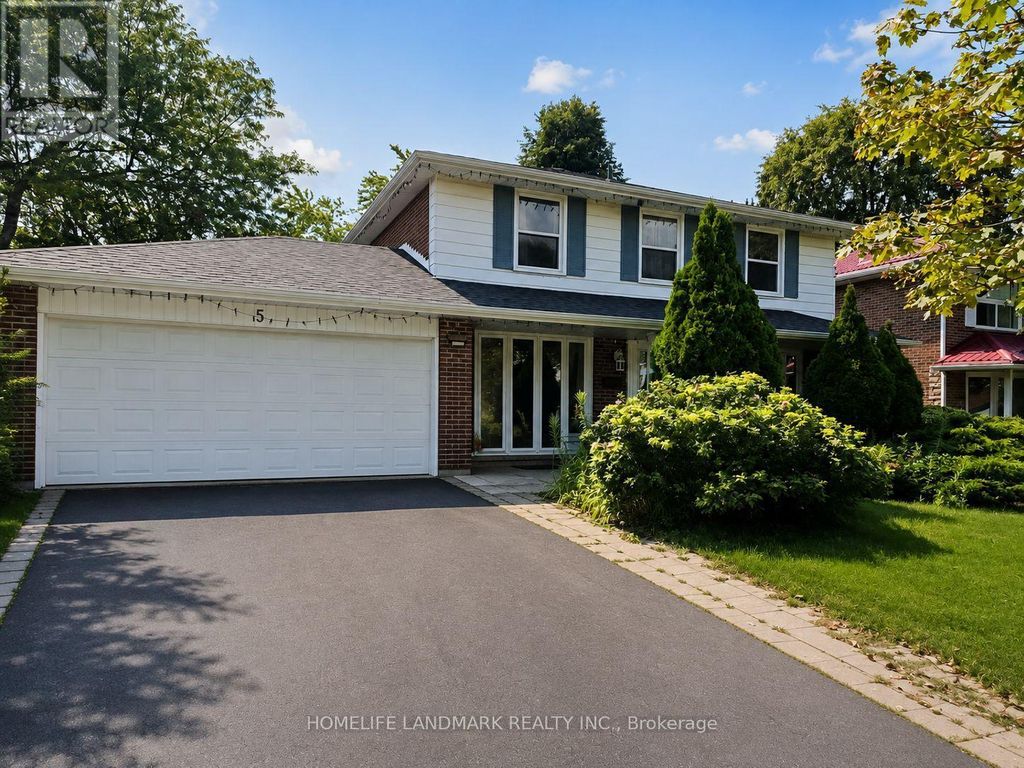5 Collingsbrook Boulevard, Toronto (l'amoreaux)