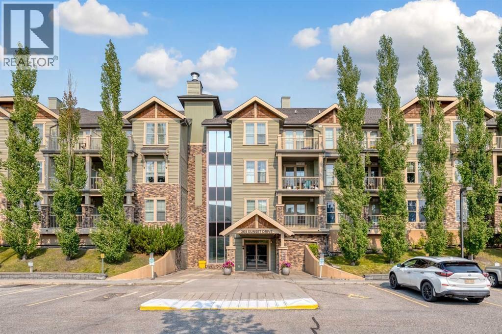320, 205 Sunset Drive, Cochrane