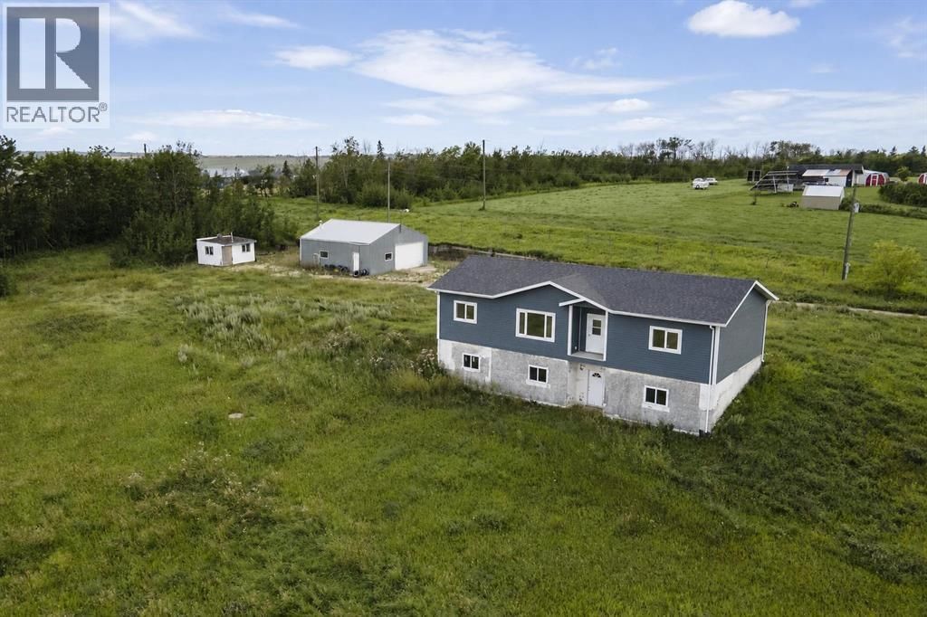 23515 Township Road 402, Rural Lacombe County