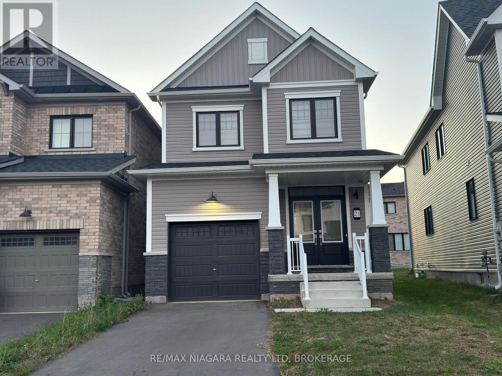 Upper - 21 Keelson Street, Welland (dain City)