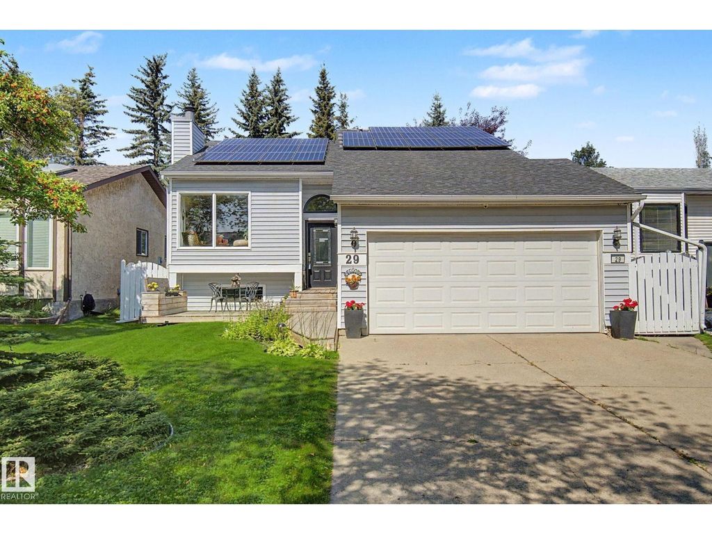 29 Larch Wy, St. Albert