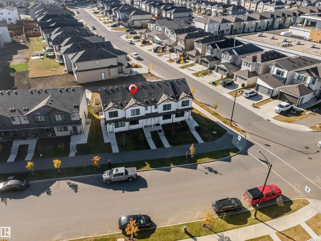 1183 Aster Bv Nw, Edmonton