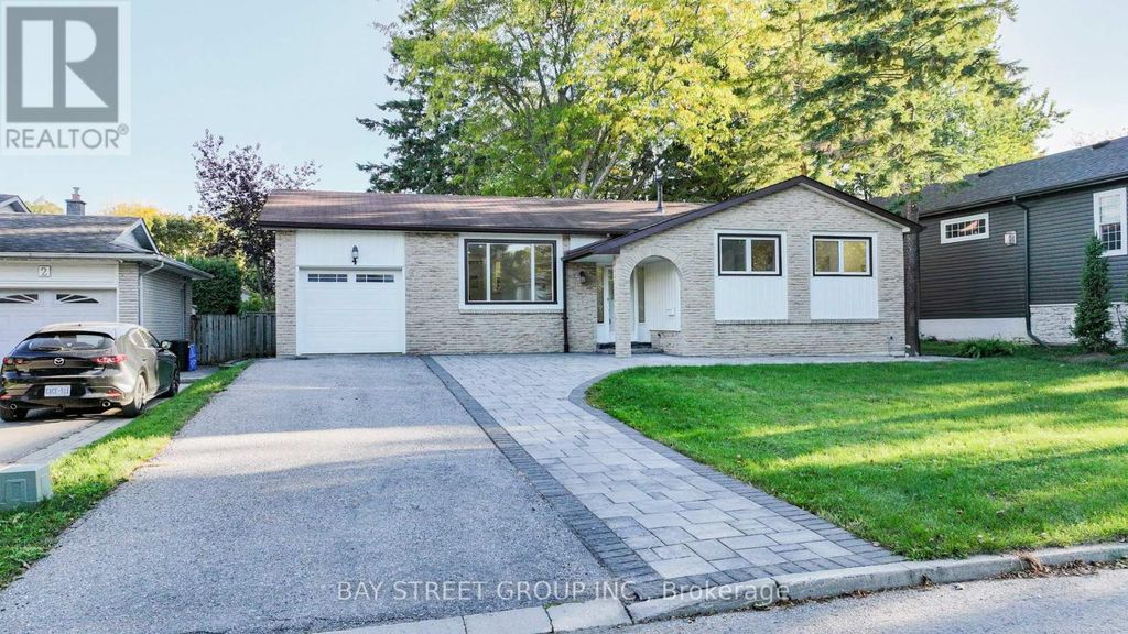 4 Sir Brandiles Place, Markham (markham Village)