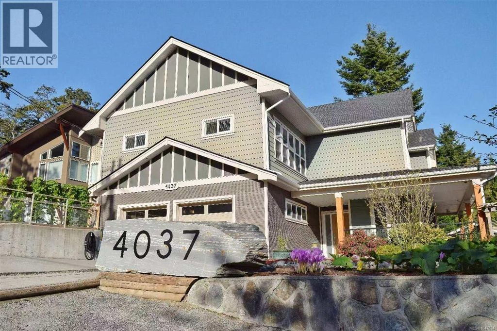 4037 Nelthorpe St, Saanich
