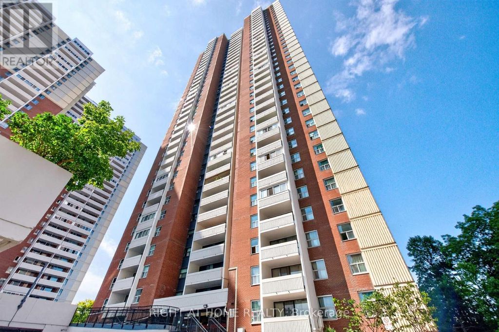 2407 - 3 Massey Square, Toronto (crescent Town)