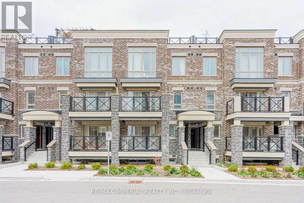 2910 - 15 Westmeath Lane, Markham (cornell)