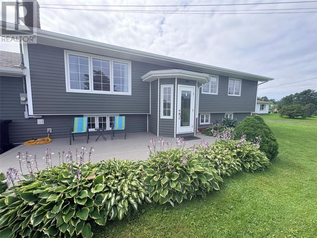 90 Main Street, Comfort Cove-Newstead