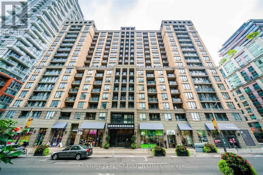 809 - 140 Simcoe Street, Toronto (waterfront Communities)