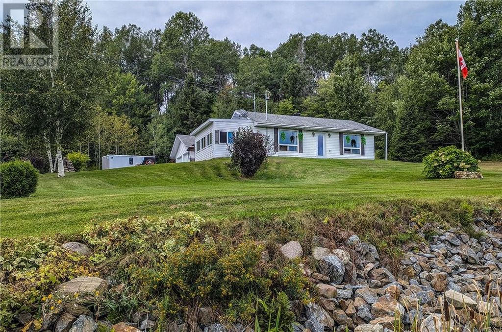 132 Fortier, Field