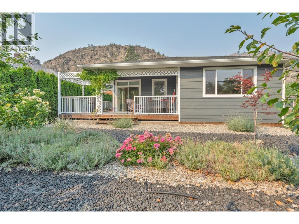 6753 Hillside Place, Oliver