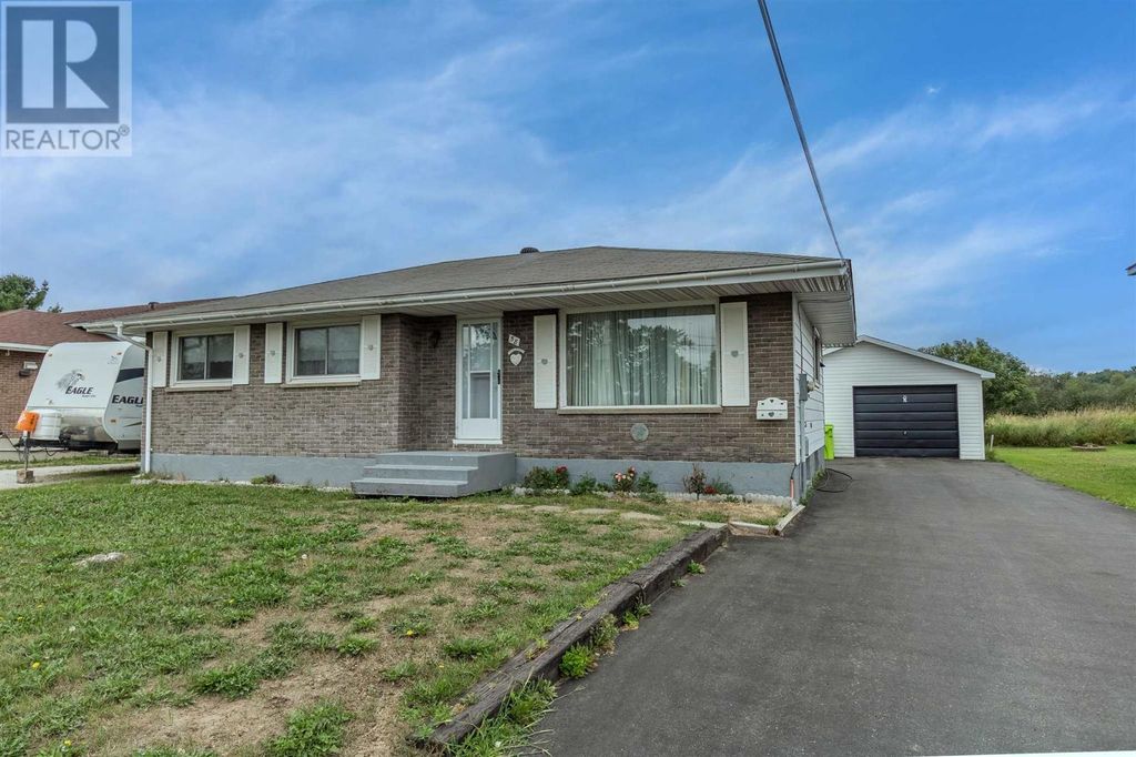58 Chippewa St, Sault Ste. Marie