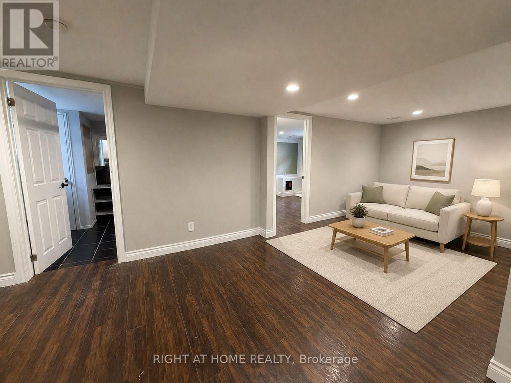 Lower - 830 Brucedale Avenue E, Hamilton (sunninghill)