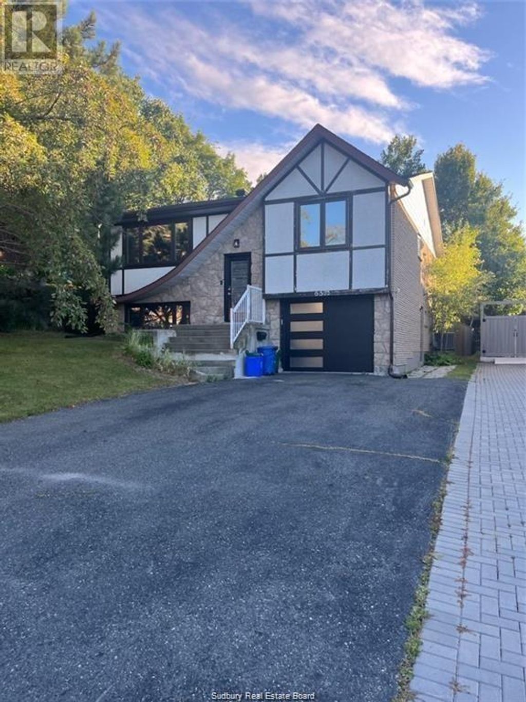 657 Jupiter Court Unit# Lower Unit, Sudbury