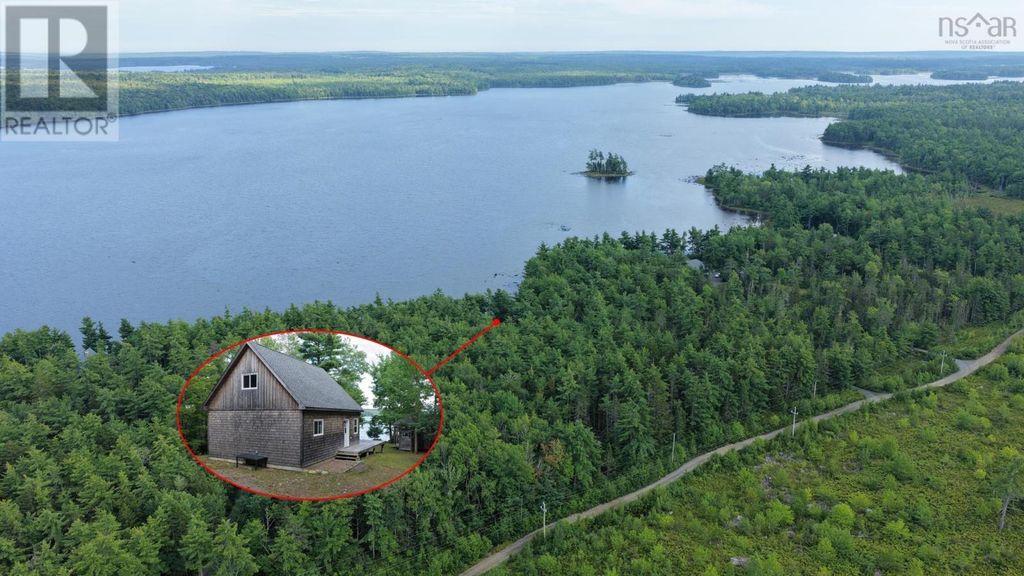 297 Albion Drive, Middlefield