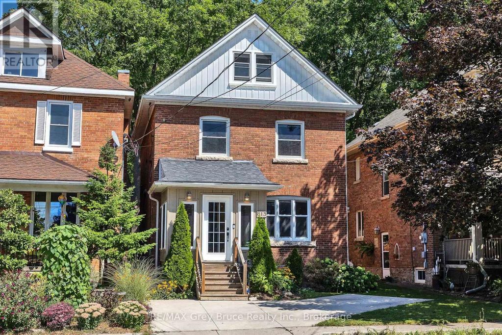 813 5th Avenue A Avenue E, Owen Sound