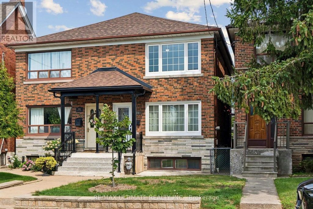 124 Hope Street, Toronto (corso Italia-Davenport)