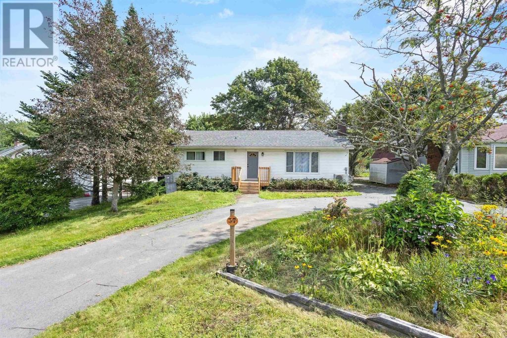 37 Beaver Bank Road, Lower Sackville