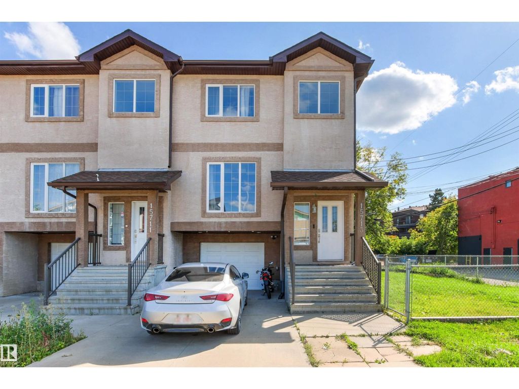 15713 102 Av Nw, Edmonton