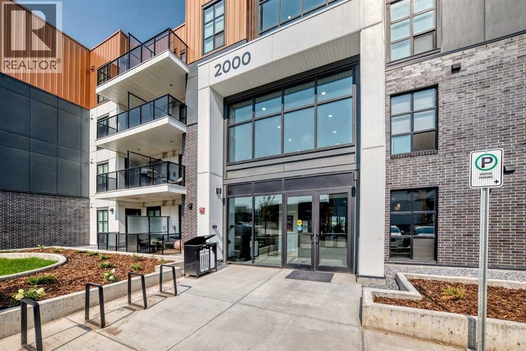 2408, 4270 Norford Avenue Nw, Calgary