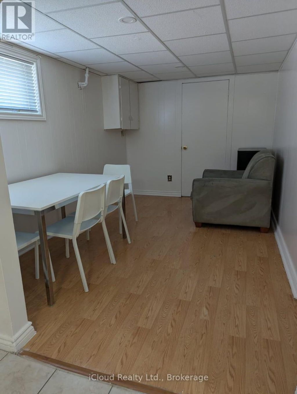 Bsmt - 11 Daystrom Drive, Toronto (humbermede)