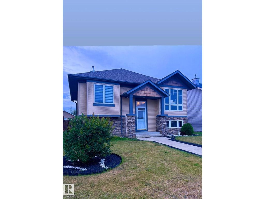 10 Mackenzie Ranch Wy, Lacombe