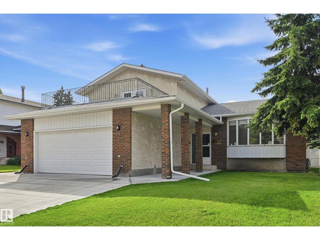 8119 24 Av Nw, Edmonton