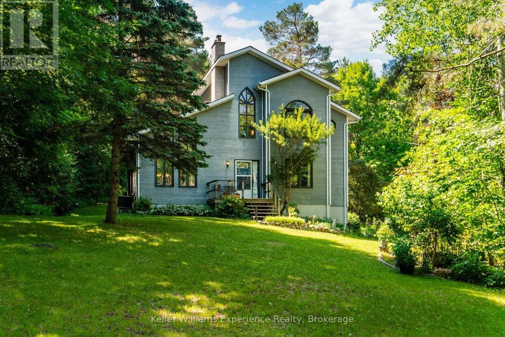 122 Poyntz Street, Penetanguishene